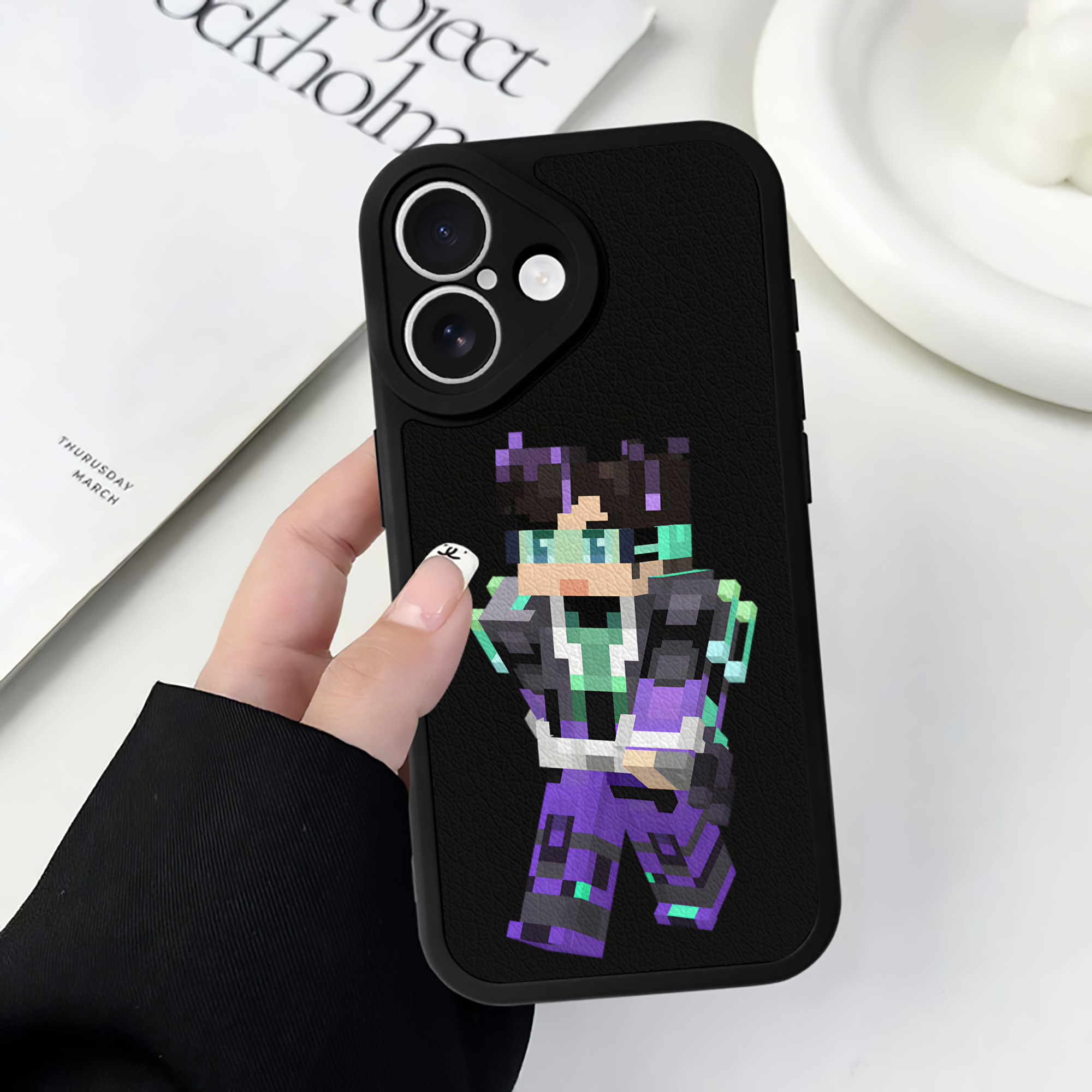 （画像用） マインクラフト ブロックの世界 Minecraft MC Block world 【iPhone 16シリーズ対応】シリコンスマホケース（レザー調） 材質：シリコン